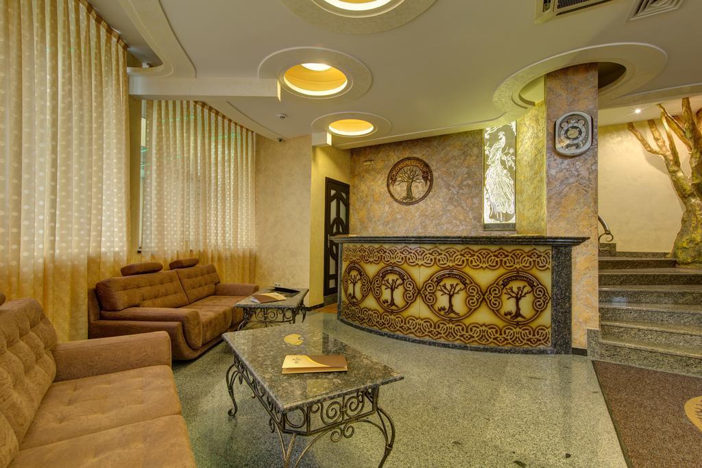 Khan-Chinar Hotel Dnipro Exterior photo