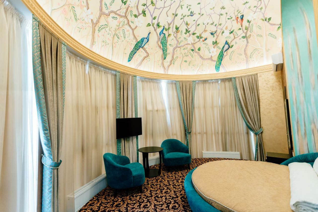 Khan-Chinar Hotel Dnipro Exterior photo